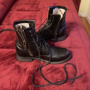 Women’s leather combat boot